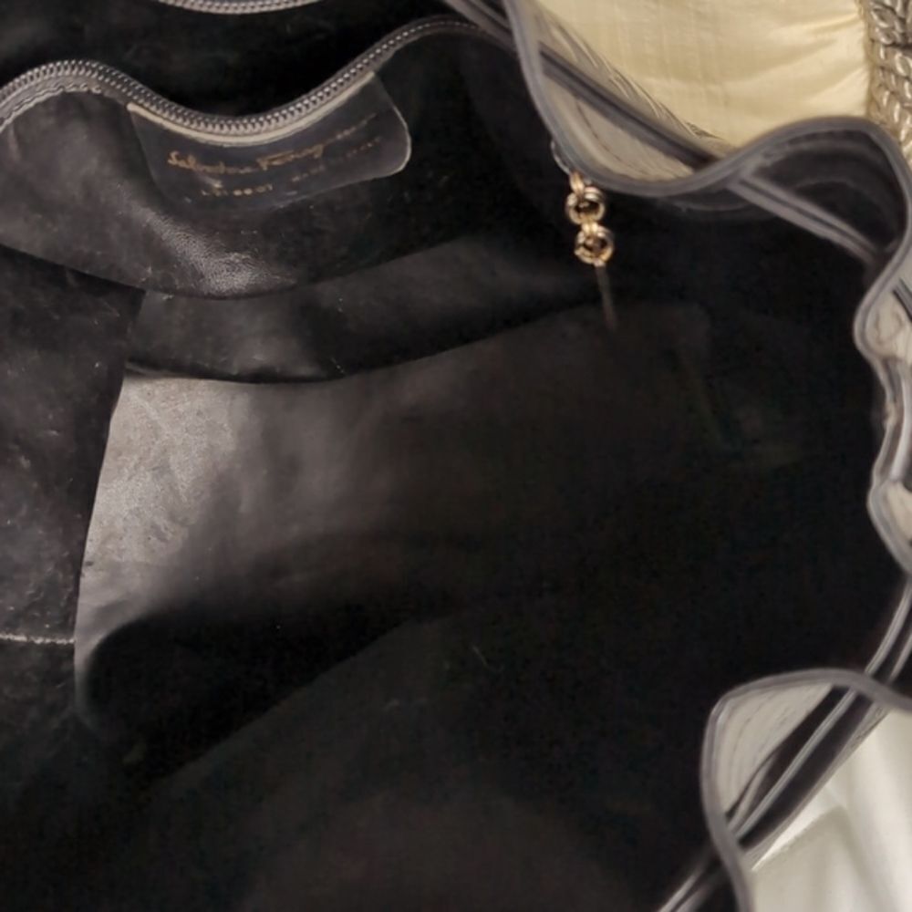 Vintge Salvatore Ferragamo Genuine  Croc Black Leather Drawstring Bu… - Picture 10 of 16